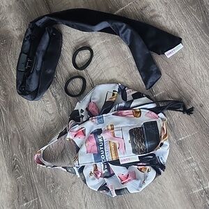 NEW! Dirty Girl by @amandaellisxo Heatless Curling Wrap & Travel Make Up Bag